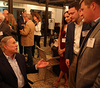 Photo of TXTA members with Gov Abbott